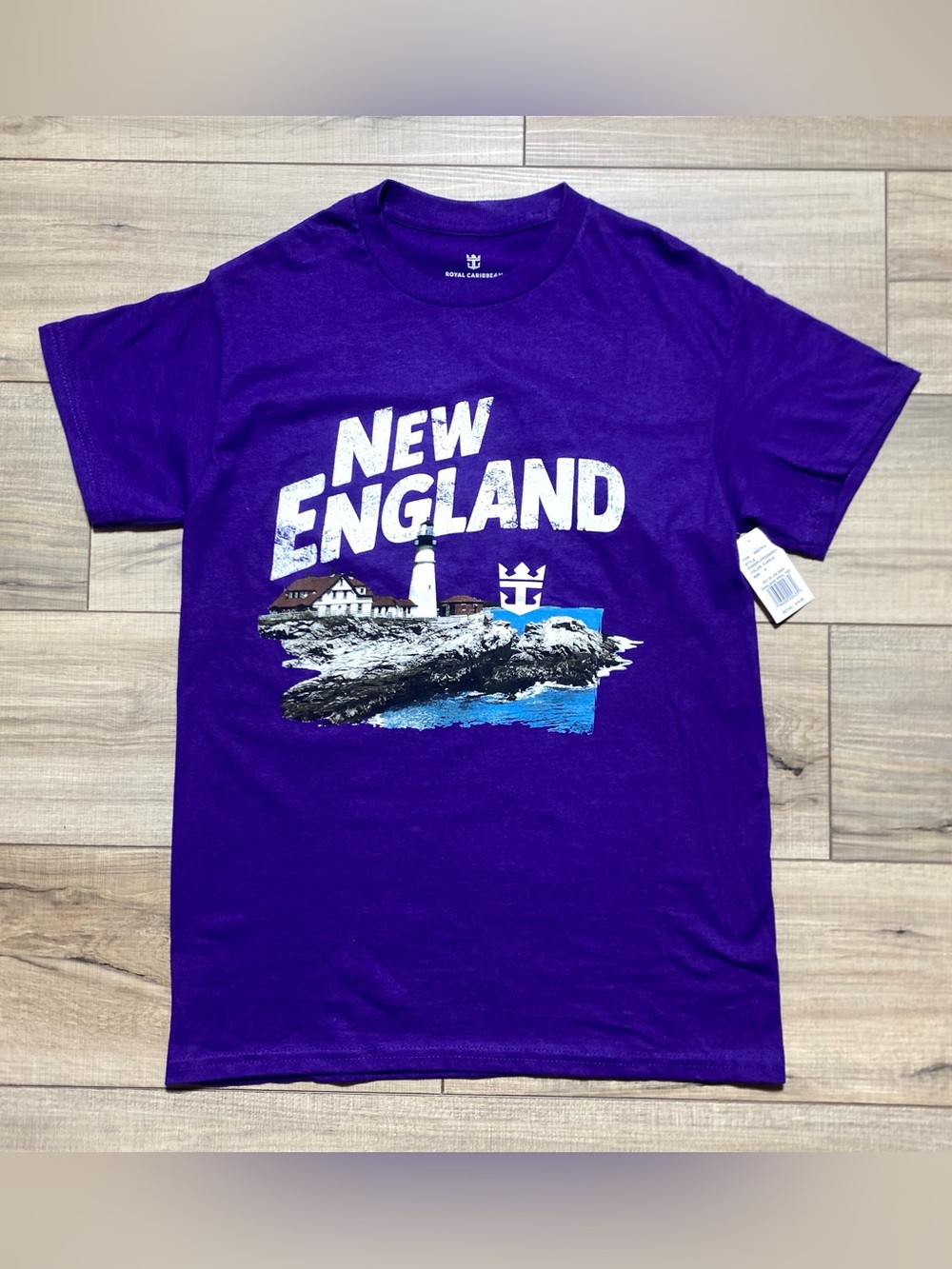 Royal Caribbean Unisex Short Sleeve Crew Neck New England Graphic Tee Small